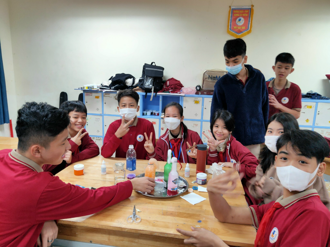 Bộ GD&ĐT ban hành hướng dẫn tổ chức dạy học 2 buổi/ngày - Ảnh 1.