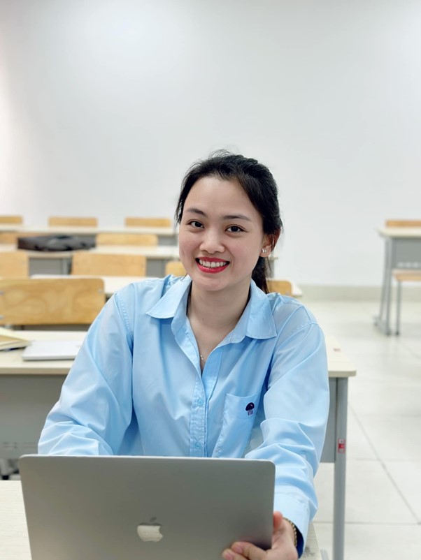 Cựu VĐV bóng chuyền Thu Hoài rạng ngời đón niềm vui học tập trước thêm "vỡ chum" - Ảnh 6.