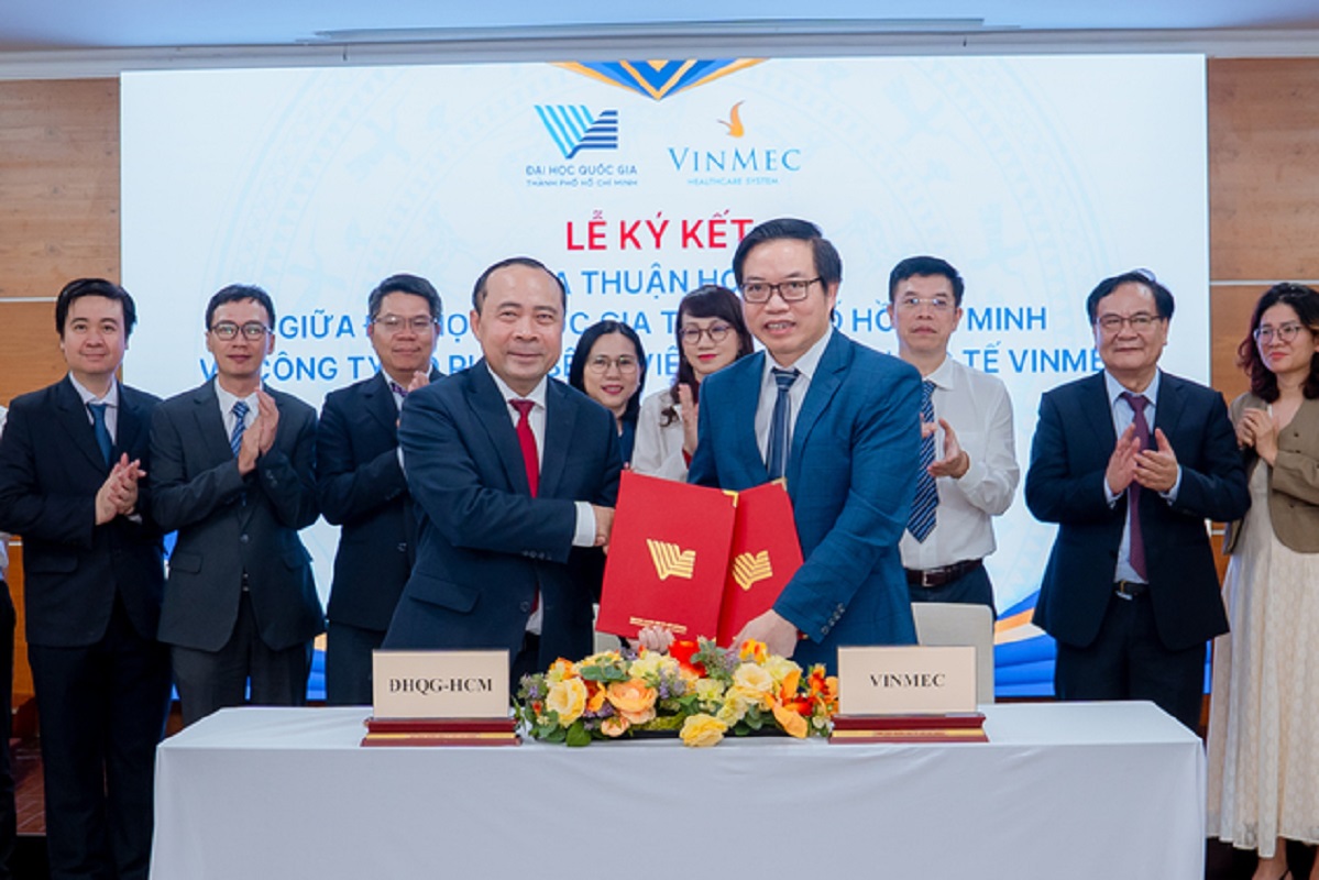 Vinmec và Đại học Quốc gia TP.HCM hợp tác chiến lược: Hợp lực phát triển nhân lực y tế chất lượng cao - Ảnh 4.