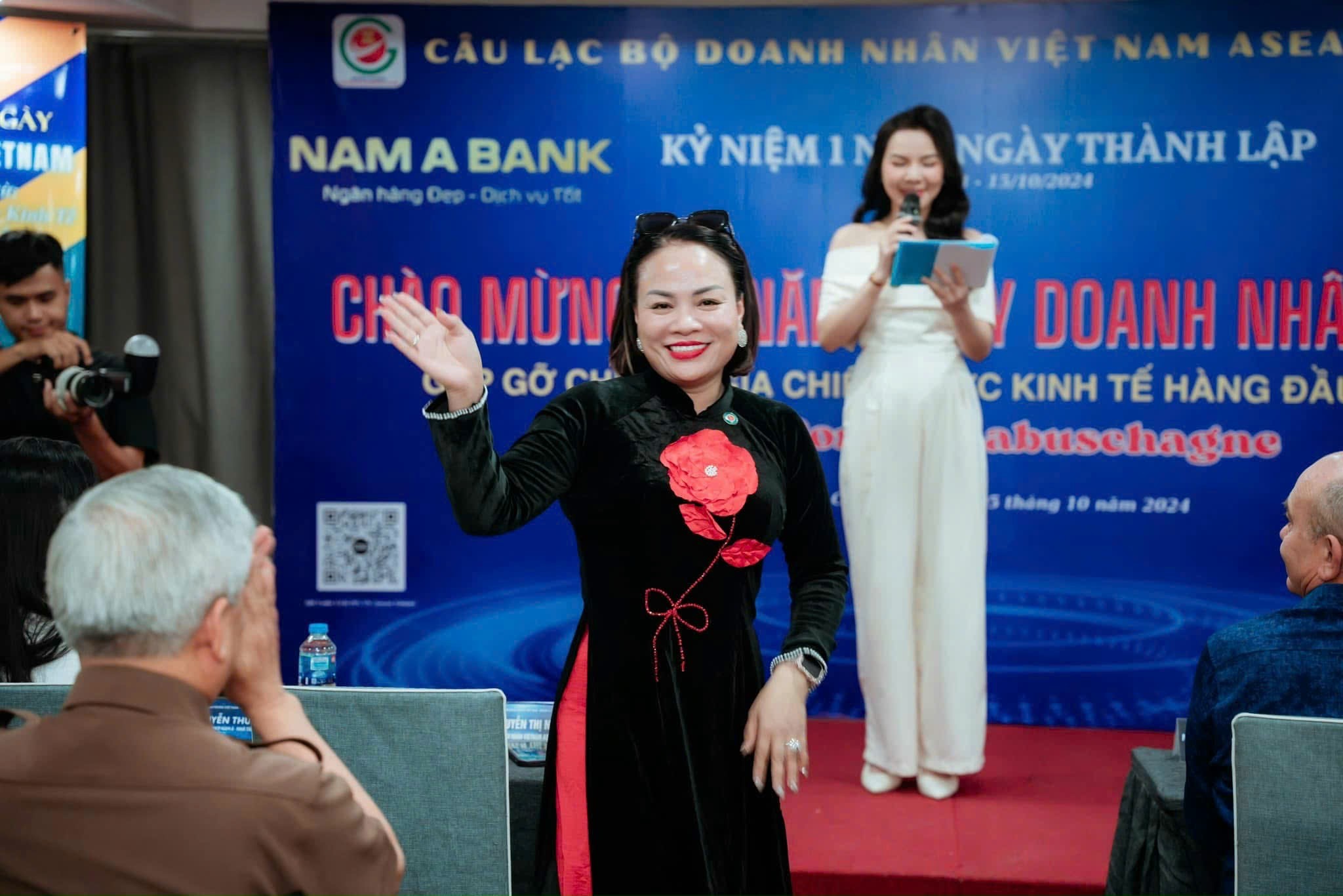 Từ hội nhập đến phát triển bền vững: Dấu ấn doanh nhân Nguyễn Thị Ngân - Ảnh 3.
