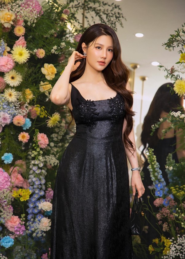 Diễm My 9X làm dâu hào môn của gia tộc kín tiếng, sống đời thượng lưu nhưng không phô trương - Ảnh 11.