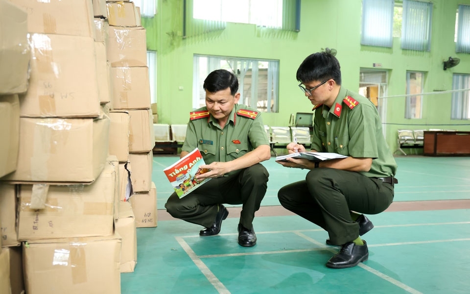 Bản tin 7/8: Năm 2025, cả nước có bao nhiêu học sinh trượt tốt nghiệp THPT? - Ảnh 2.