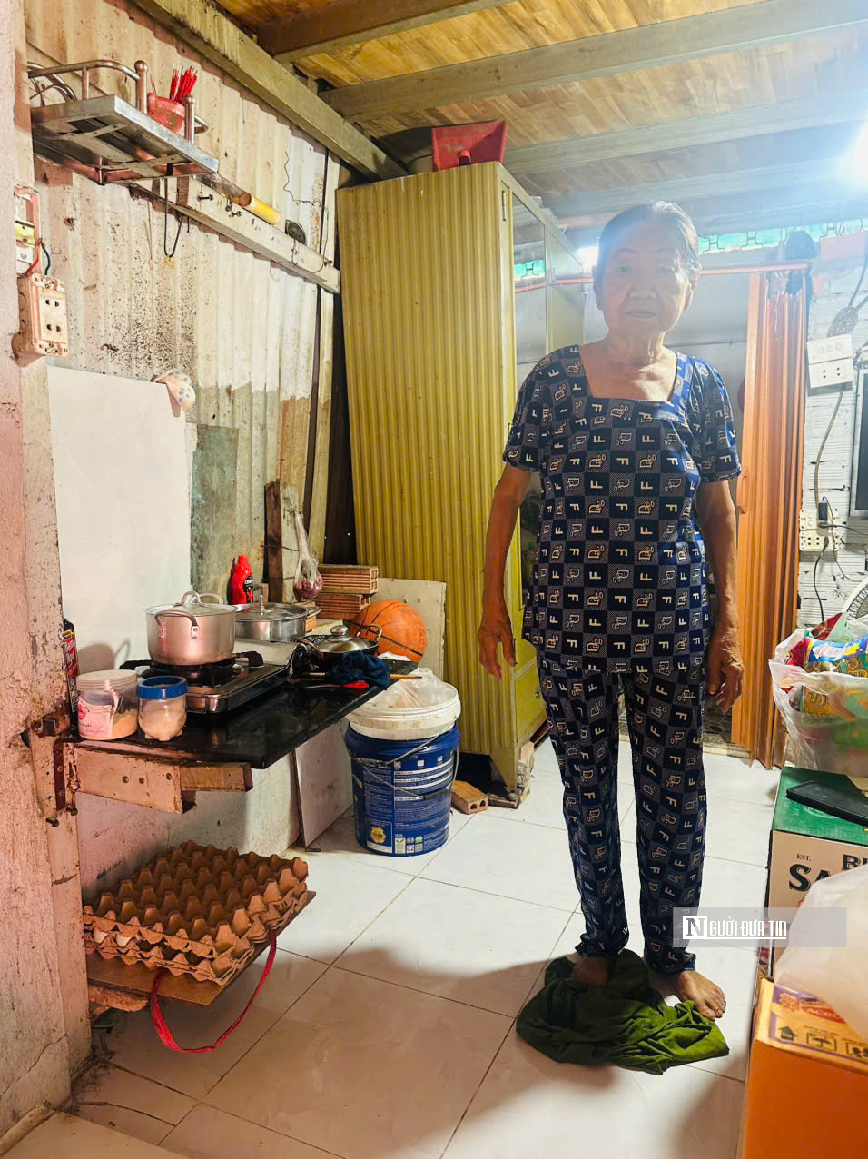 Cận cảnh cuộc sống tạm bợ của người dân ở bờ Bắc Kênh Đôi Tp.HCM trước ngày "thay áo mới" - Ảnh 5.
