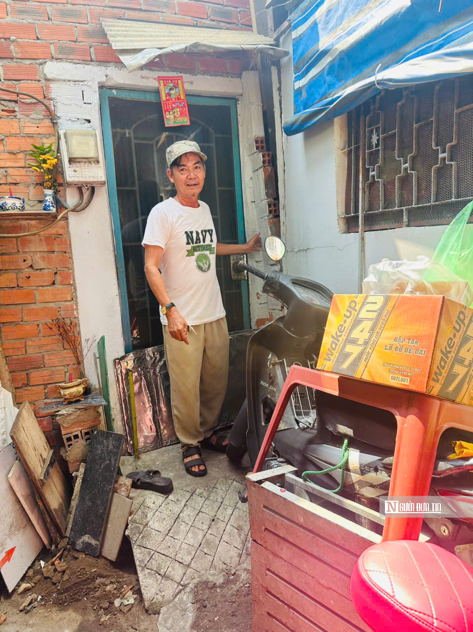 Cận cảnh cuộc sống tạm bợ của người dân ở bờ Bắc Kênh Đôi Tp.HCM trước ngày "thay áo mới" - Ảnh 6.
