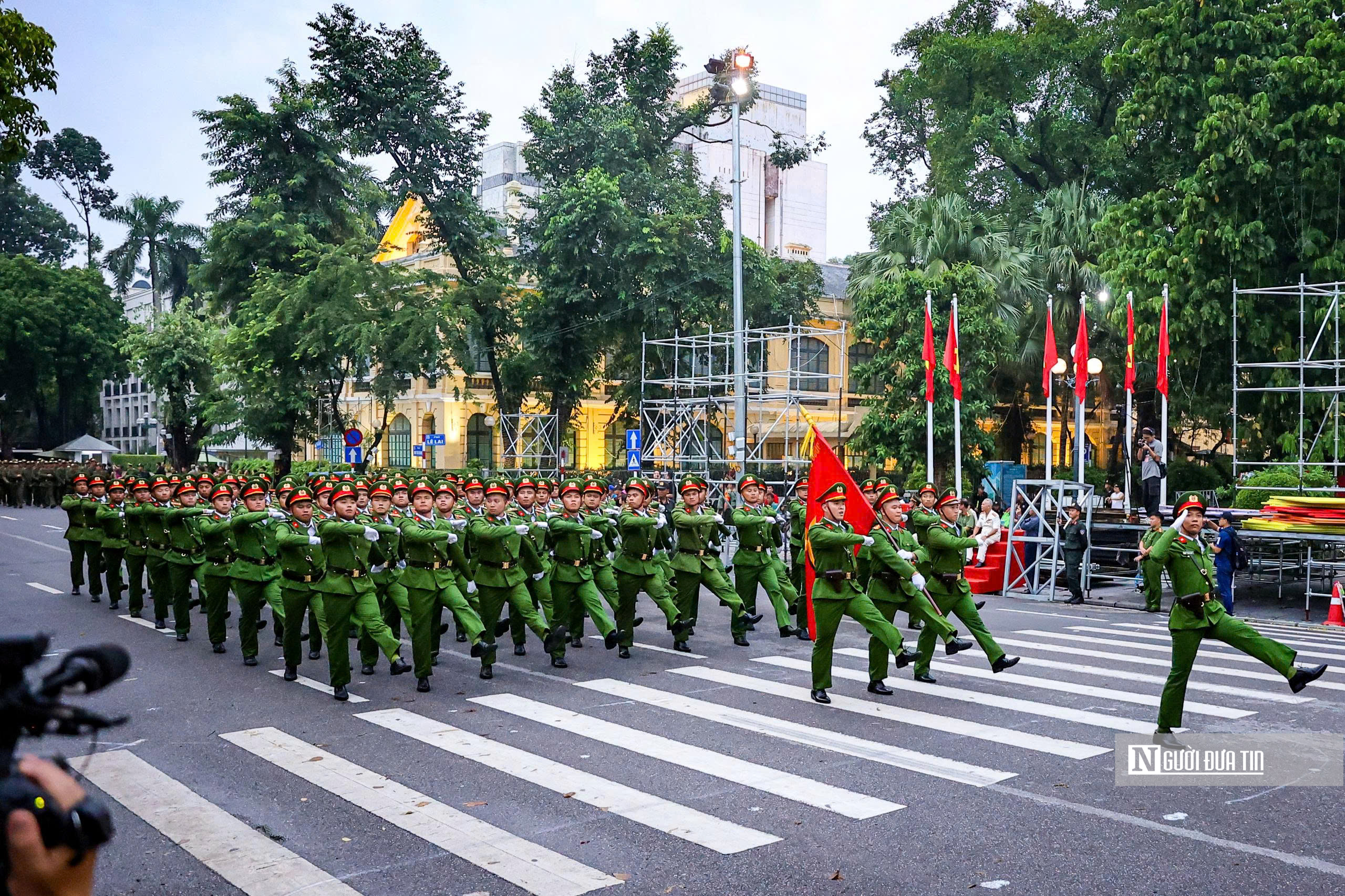 Công an Hà Nội sơ duyệt diễu binh chào mừng kỷ niệm 80 năm Cách mạng Tháng Tám- Ảnh 5. Công an Hà Nội sơ duyệt diễu binh chào mừng kỷ niệm 80 năm Cách mạng Tháng Tám- Ảnh 5.