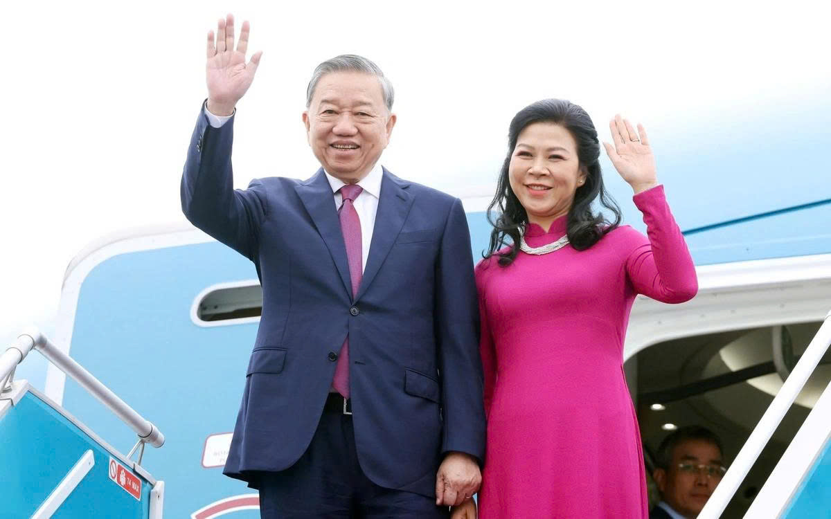 Tổng Bí thư và Phu Nhân sẽ thăm Hàn Quốc trong 4 ngày- Ảnh 1. Tổng Bí thư và Phu Nhân sẽ thăm Hàn Quốc trong 4 ngày- Ảnh 1.