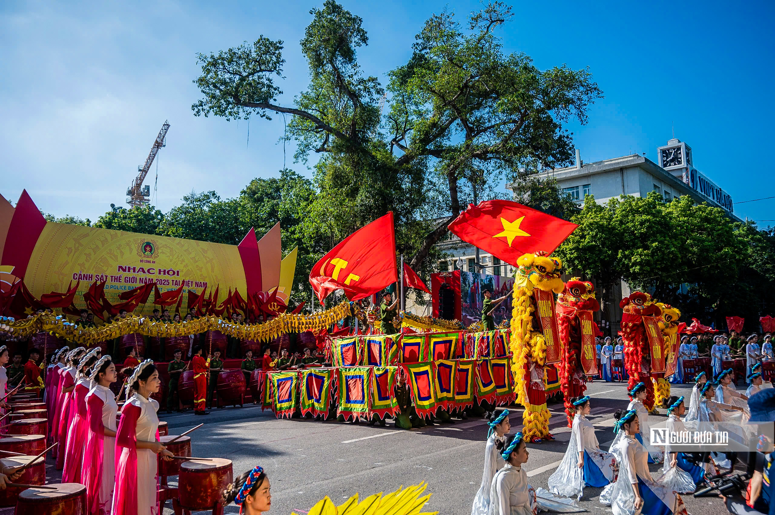 Khai mạc Nhạc hội Cảnh sát Thế giới 2025 tại Hà Nội- Ảnh 1. Khai mạc Nhạc hội Cảnh sát Thế giới 2025 tại Hà Nội- Ảnh 1.