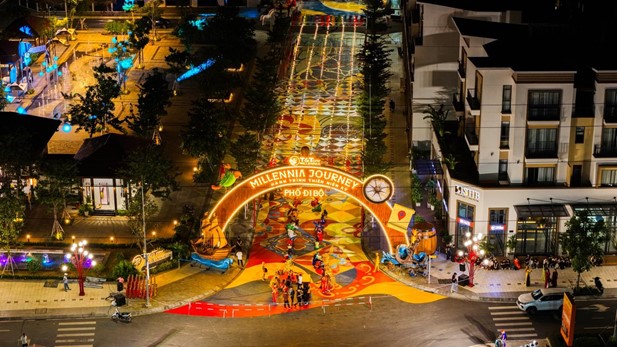 Thành phố Thiên niên kỷ T&T City Millennia bừng sáng trước đại nhạc hội - Ảnh 3.