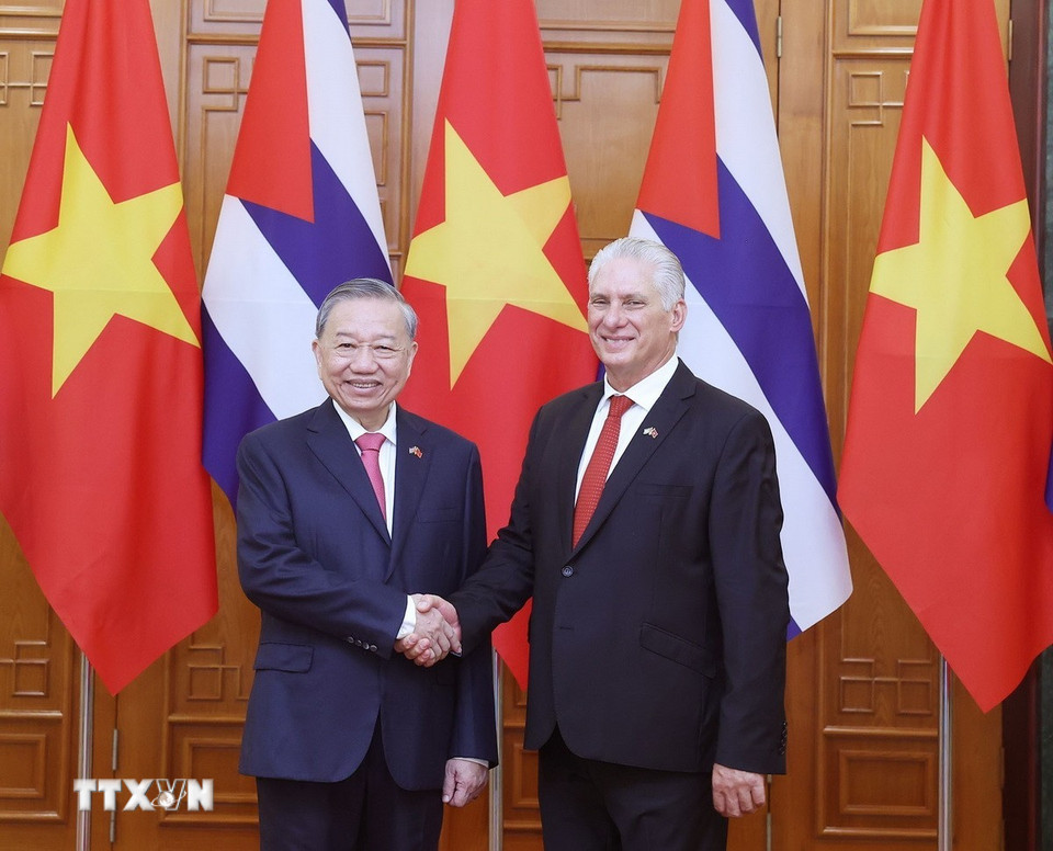 Khẳng định tầm vóc và quyết tâm nâng tầm quan hệ Việt Nam - Cuba- Ảnh 1. Khẳng định tầm vóc và quyết tâm nâng tầm quan hệ Việt Nam - Cuba- Ảnh 1.