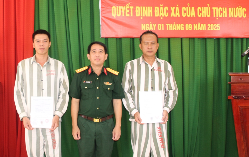 Niềm vui ngày đặc xá tại Trại giam H85 - Ảnh 1.