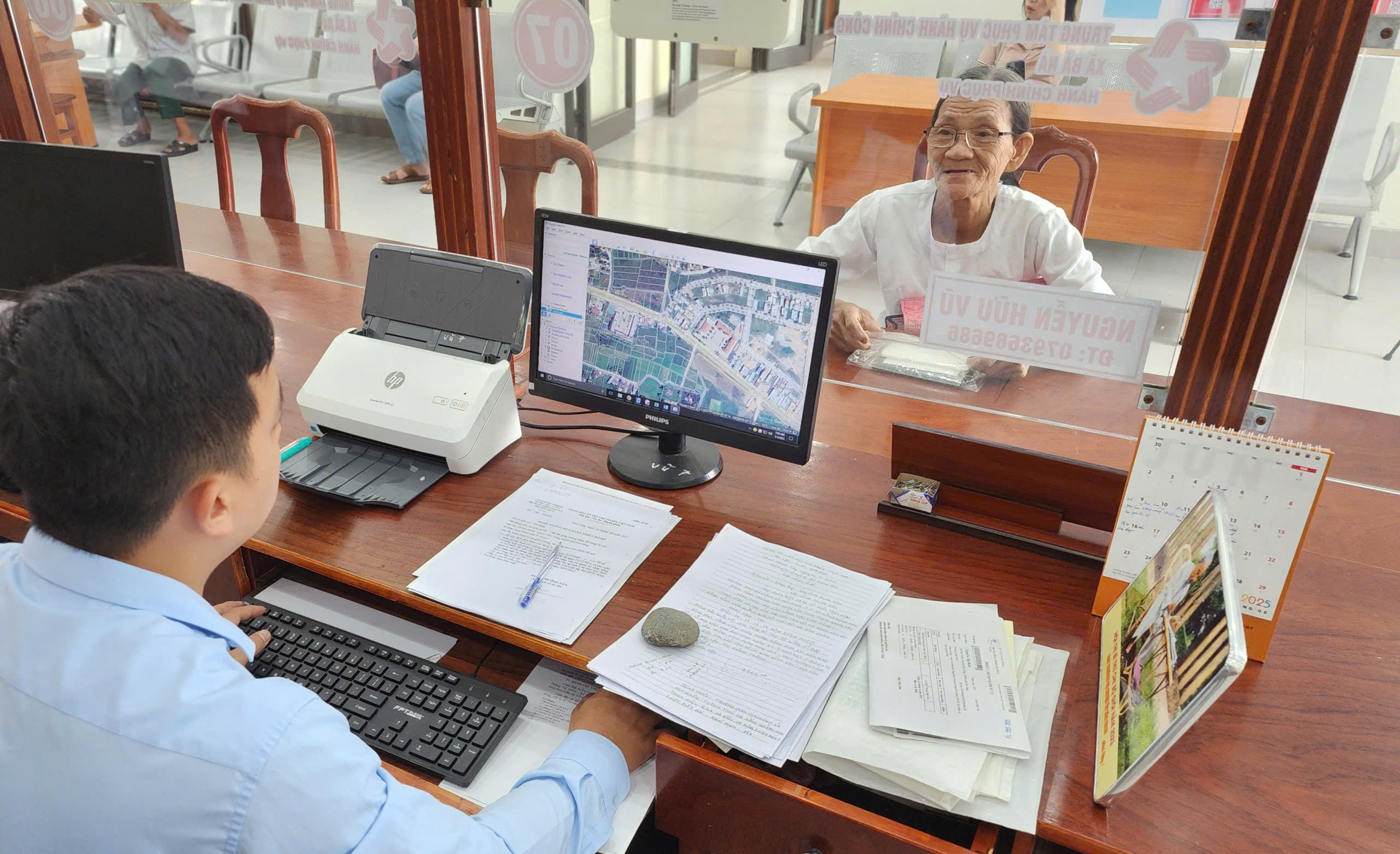 Chính quyền 2 cấp là bước đi đúng đắn, tạo động lực mới cho phát triển - Ảnh 2.
