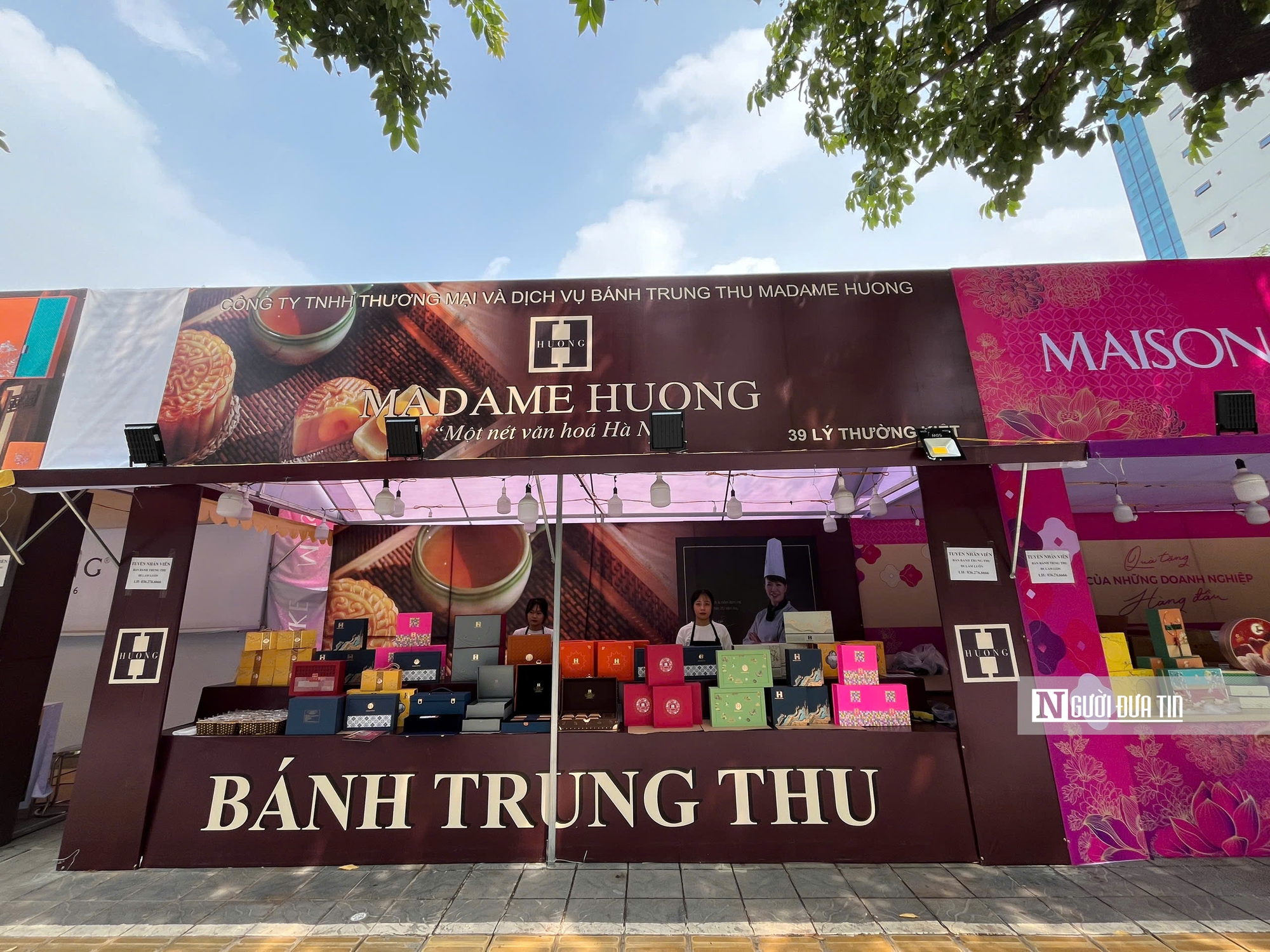 Bánh Trung thu xa xỉ tiền triệu "đổ bộ" thị trường - Ảnh 9. Bánh Trung thu xa xỉ tiền triệu "đổ bộ" thị trường - Ảnh 9.
