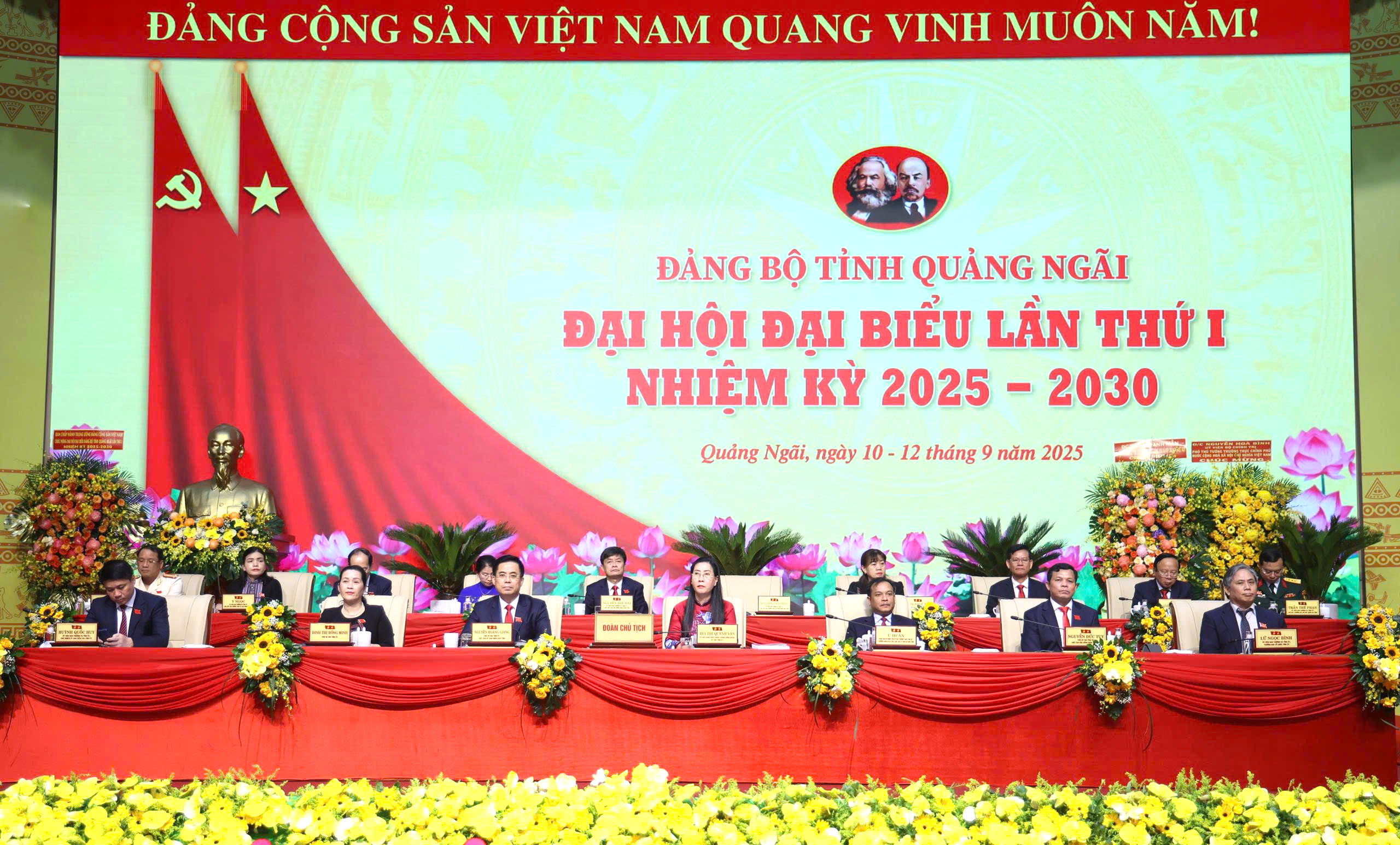 Bí thư Quảng Ngãi: Báo chí góp phần lan tỏa không khí phấn khởi Đại hội Đảng bộ tỉnh - Ảnh 4. Bí thư Quảng Ngãi: Báo chí góp phần lan tỏa không khí phấn khởi Đại hội Đảng bộ tỉnh - Ảnh 4.
