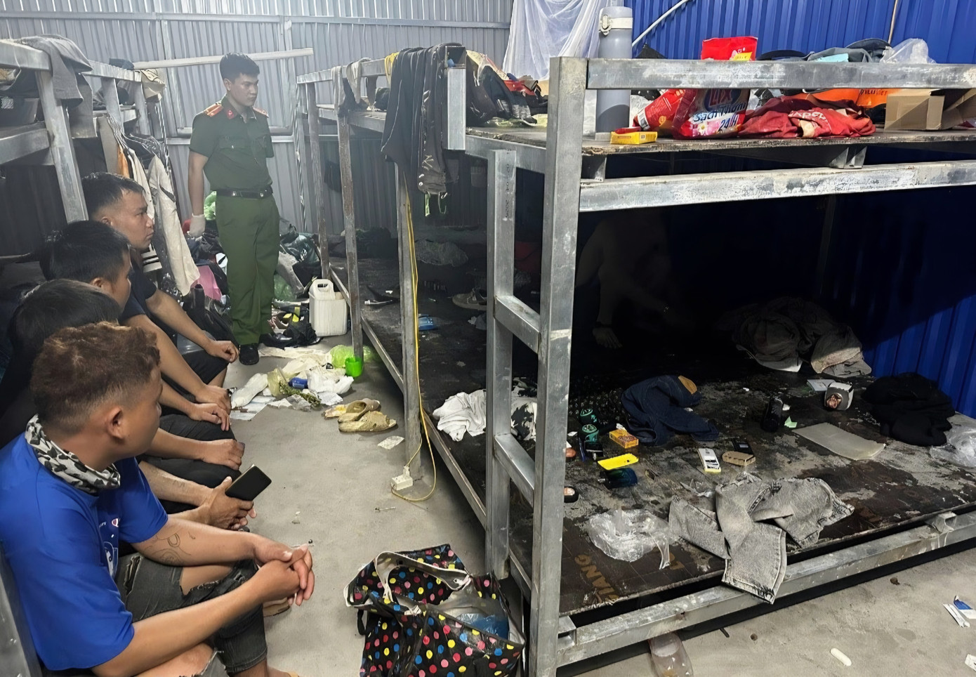 Phát hiện 29 công nhân KCN Amata dương tính ma túy vì được chủ trả lương bằng "chất cấm" - Ảnh 1.
