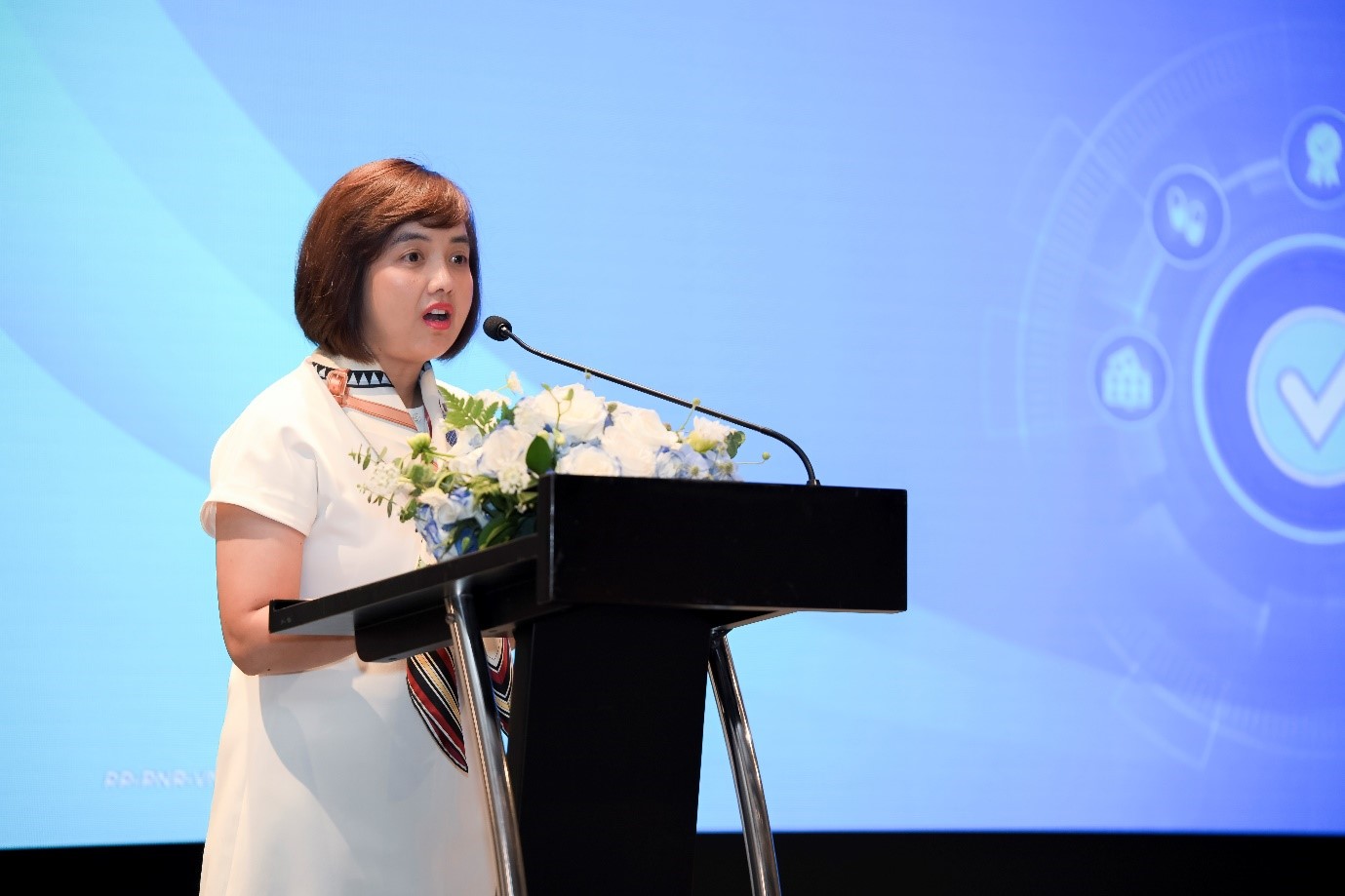 Pfizer Việt Nam và Long Châu hợp tác nâng cao năng lực đội ngũ y tế tiêm chủng và nhà thuốc - Ảnh 3.
