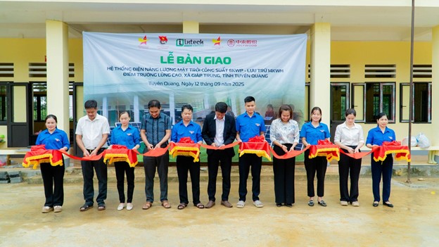 Intech Solar tài trợ hệ thống điện năng lượng mặt trời cho điểm trường khó khăn Tuyên Quang - Ảnh 1.