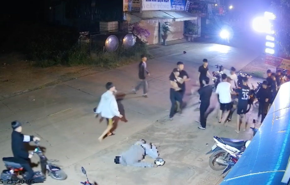 Hỗn chiến tại quán cà phê, một thanh niên tử vong- Ảnh 1. Hỗn chiến tại quán cà phê, một thanh niên tử vong- Ảnh 1.