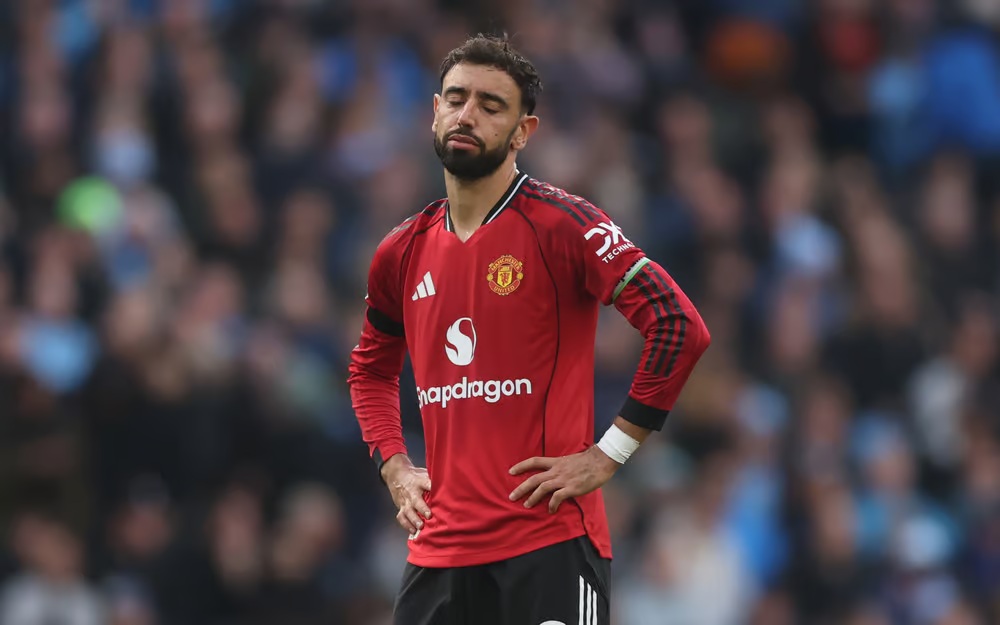 MU thua Man City 0-3: Bruno Fernandes chỉ ra điều bất ngờ - Ảnh 1. MU thua Man City 0-3: Bruno Fernandes chỉ ra điều bất ngờ - Ảnh 1.