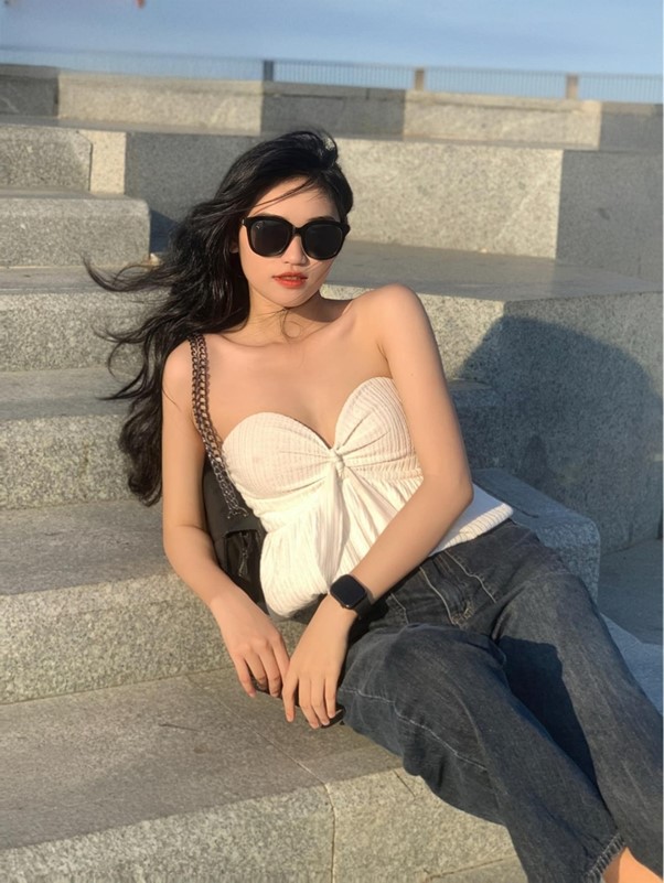 Ngắm nhan sắc đời thường xinh đẹp của Tân Miss Grand Vietnam 2025 - Ảnh 9.