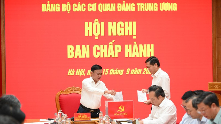 Bảo đảm chất lượng văn kiện và công tác chuẩn bị tổ chức Đại hội Đảng bộ các cơ quan Đảng Trung ương - Ảnh 5.