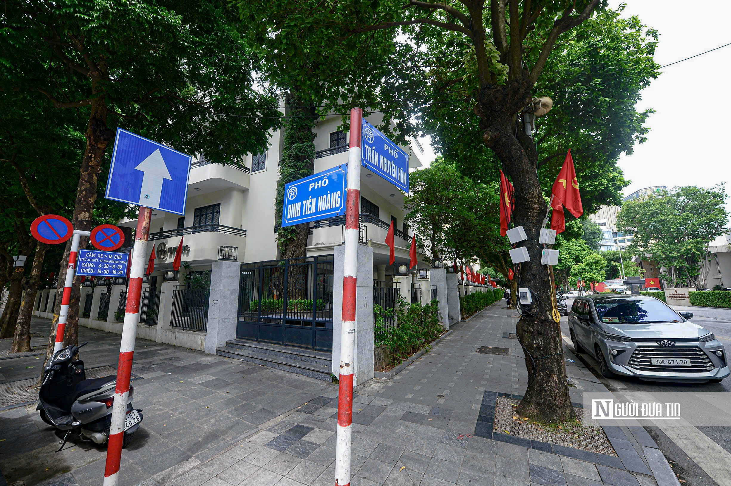 Hà Nội: Không gian hồ Hoàn Kiếm sau 3 tháng cải tạo, chỉnh trang - Ảnh 16.