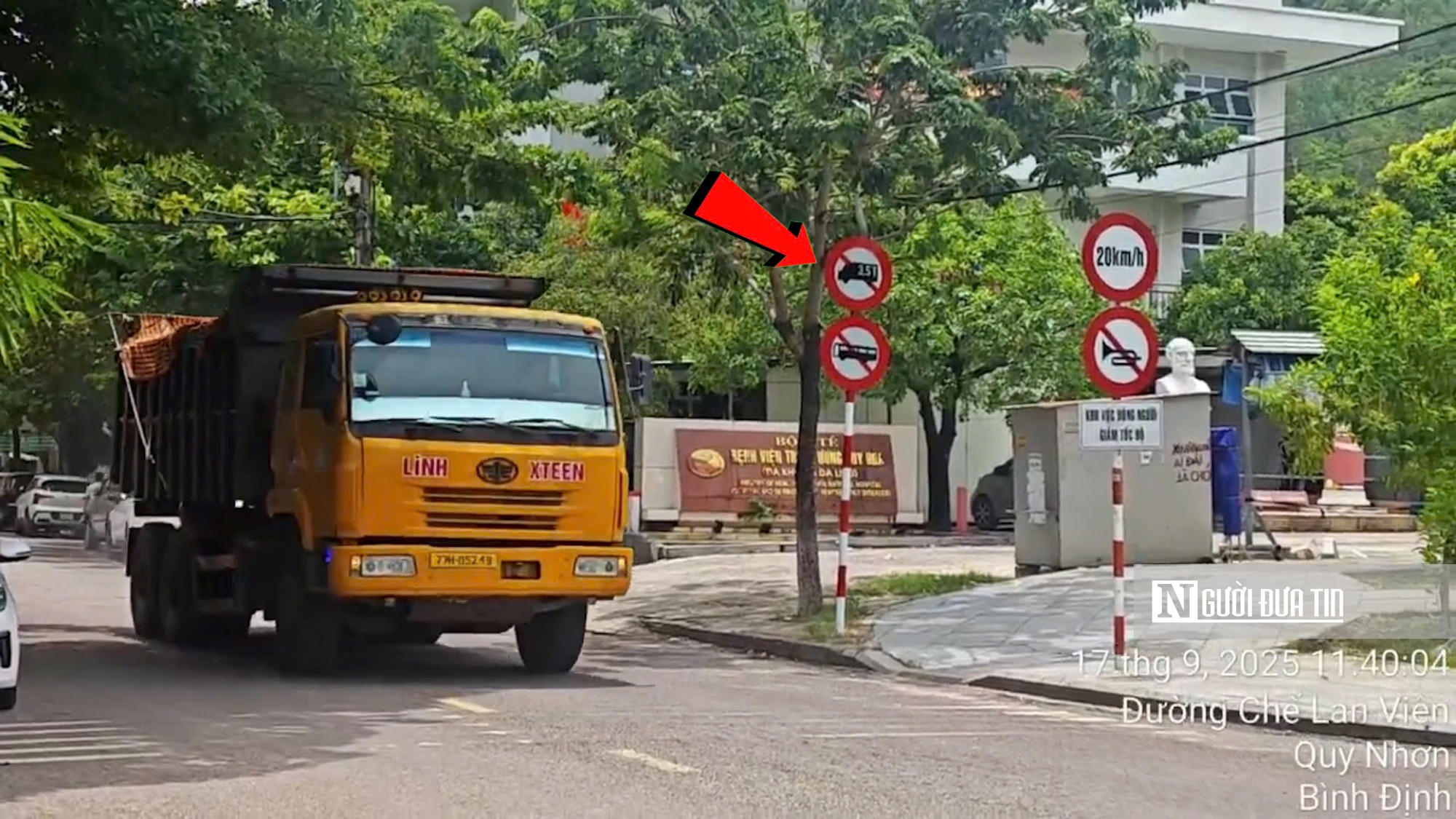 Gia Lai: Đoàn xe ben vô tư chạy đường cấm, chở vật liệu tận thu- Ảnh 3.