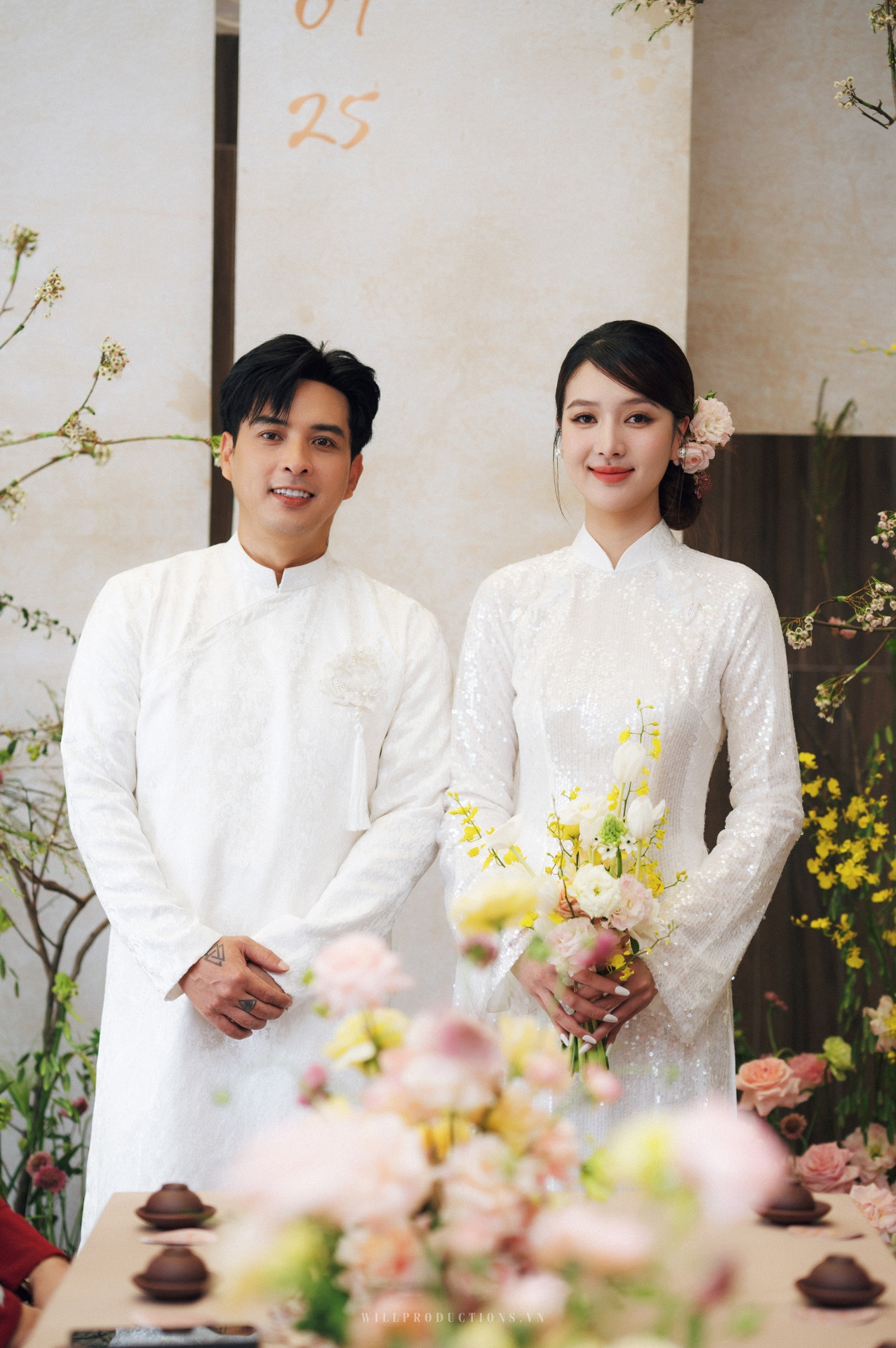 Khoảnh khắc lãng mạn của Hồ Quang Hiếu và Tuệ Như trong ngày trọng đại  - Ảnh 2.
