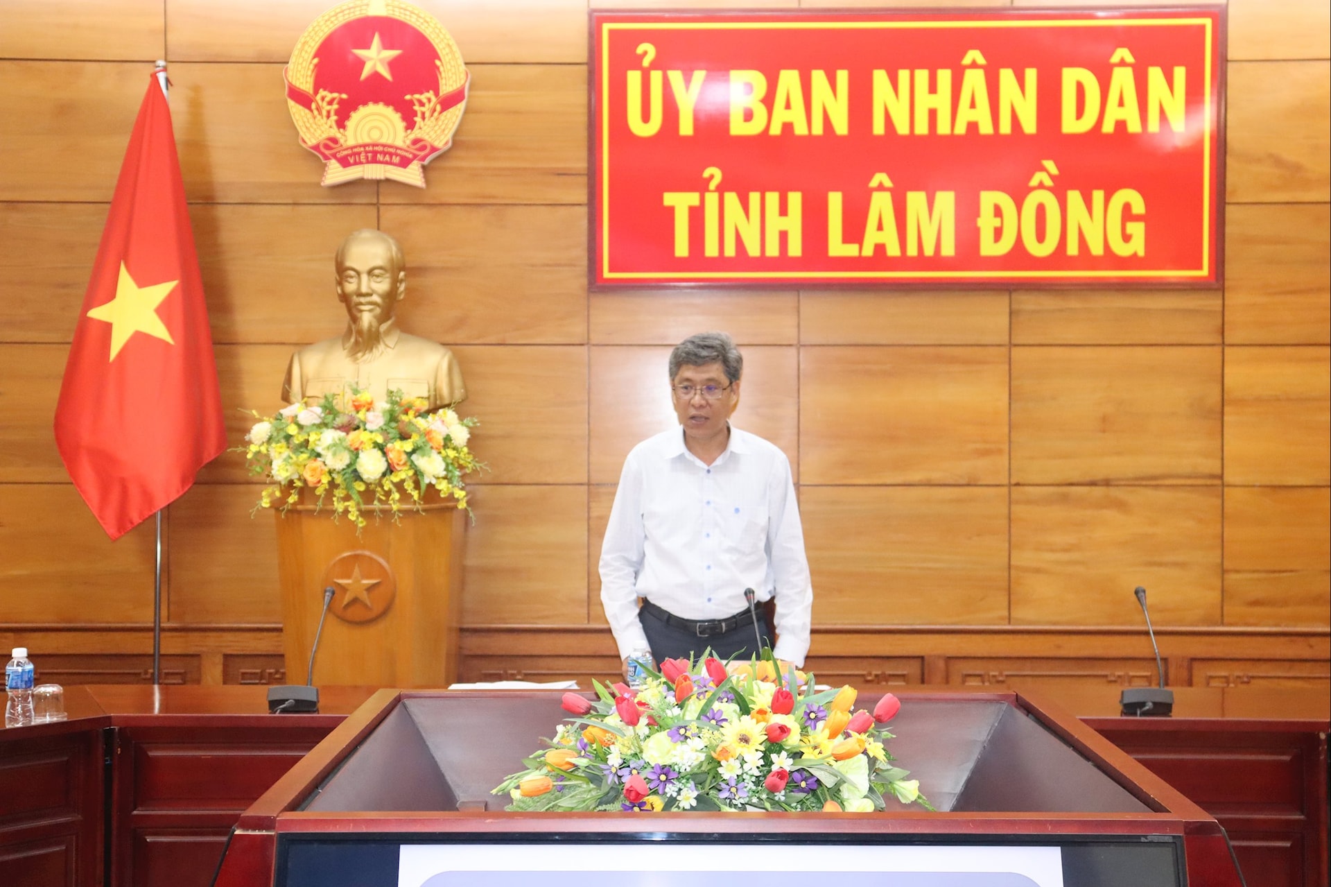Lãnh đạo tỉnh Lâm Đồng đôn đốc tiến độ Chung cư Sông Cà Ty và Công viên Hùng Vương - Ảnh 3.