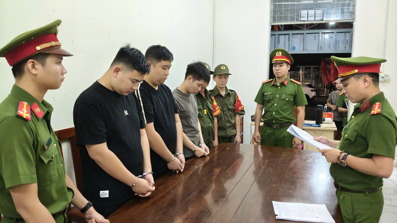 3 người lập nhóm VIP, giả dự án tiền ảo chiếm đoạt gần 5 tỷ đồng- Ảnh 1.