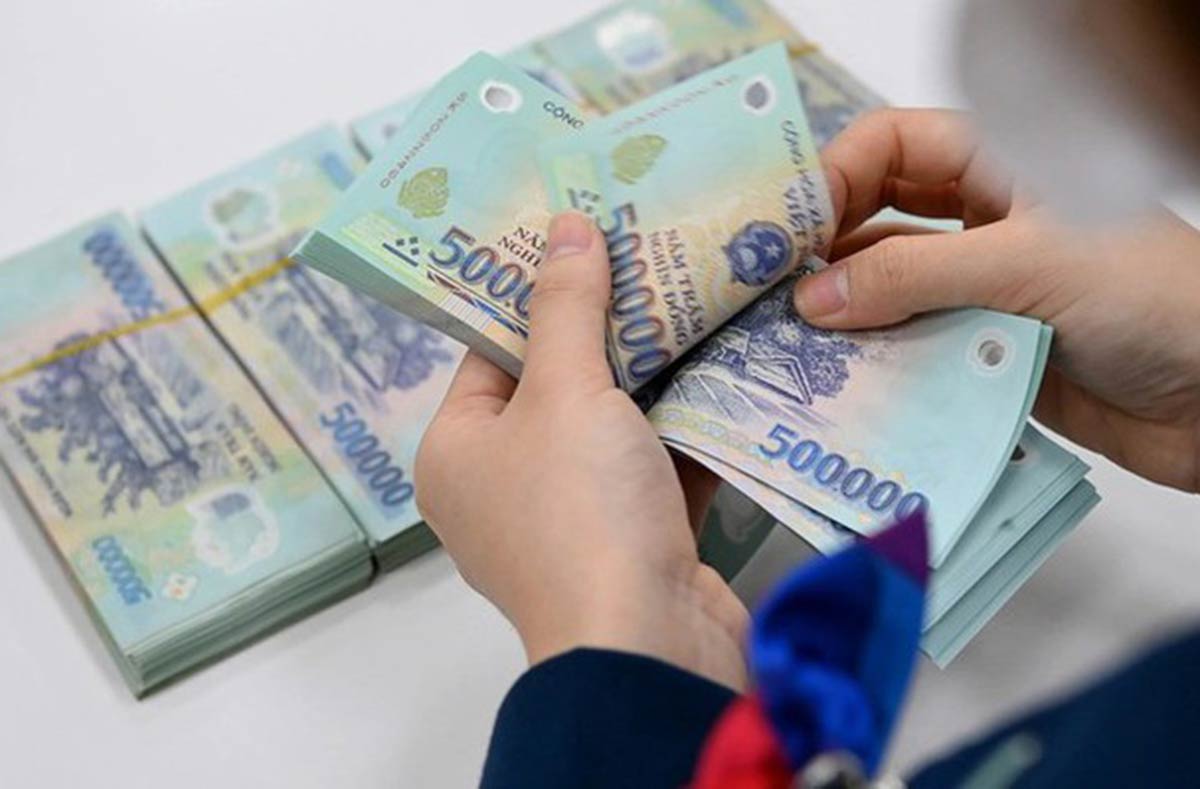 Đề xuất người lao động làm việc không quá 8 giờ/ngày, hưởng 300% lương dịp lễ, Tết - Ảnh 1.