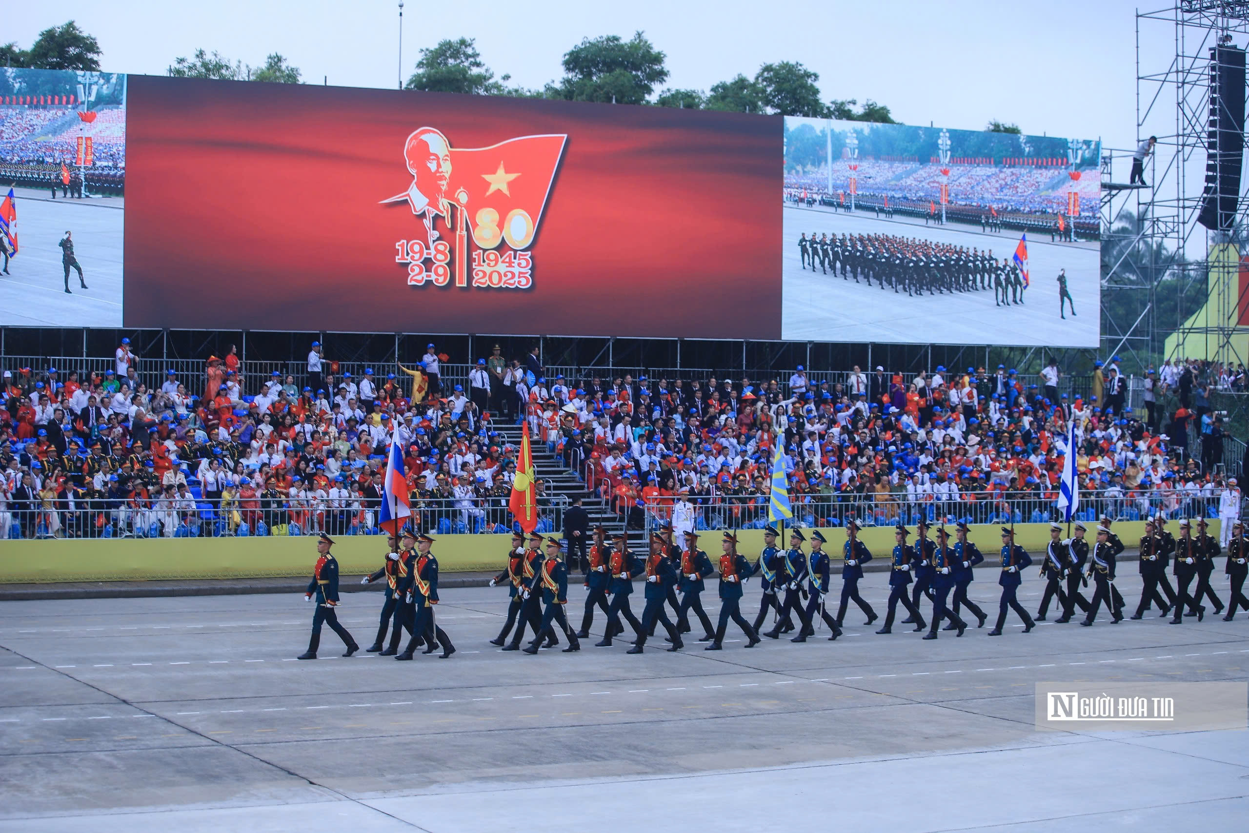 Mãn nhãn toàn cảnh lễ diễu binh, diễu hành trên không, trên bộ, trên biển- Ảnh 12. Mãn nhãn toàn cảnh lễ diễu binh, diễu hành trên không, trên bộ, trên biển - Ảnh 15.