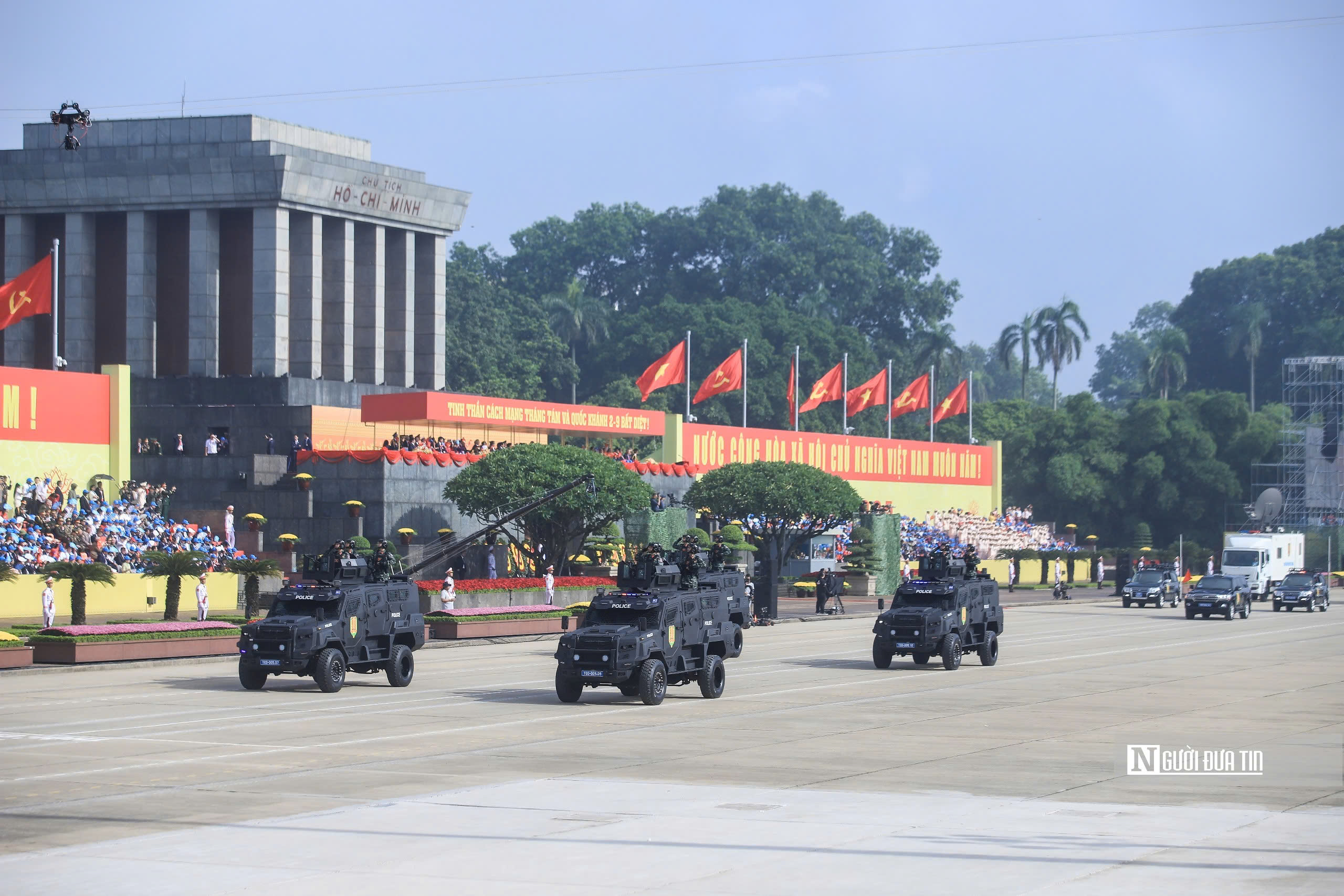 Mãn nhãn toàn cảnh lễ diễu binh, diễu hành trên không, trên bộ, trên biển- Ảnh 22. Mãn nhãn toàn cảnh lễ diễu binh, diễu hành trên không, trên bộ, trên biển - Ảnh 25.