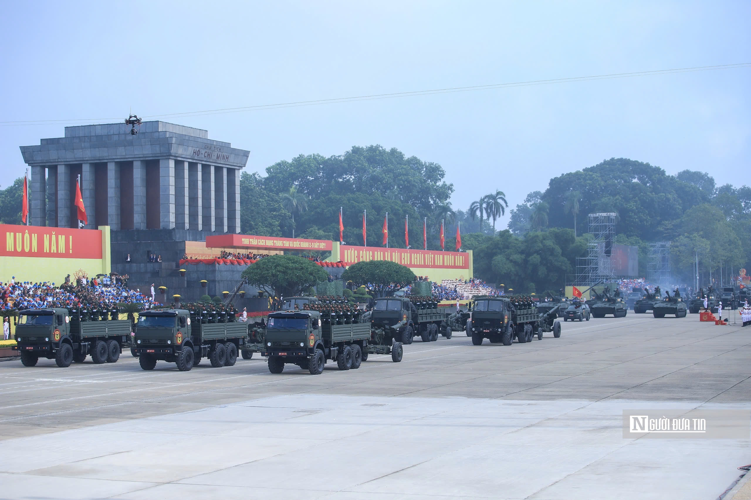 Mãn nhãn toàn cảnh lễ diễu binh, diễu hành trên không, trên bộ, trên biển- Ảnh 21. Mãn nhãn toàn cảnh lễ diễu binh, diễu hành trên không, trên bộ, trên biển - Ảnh 24.