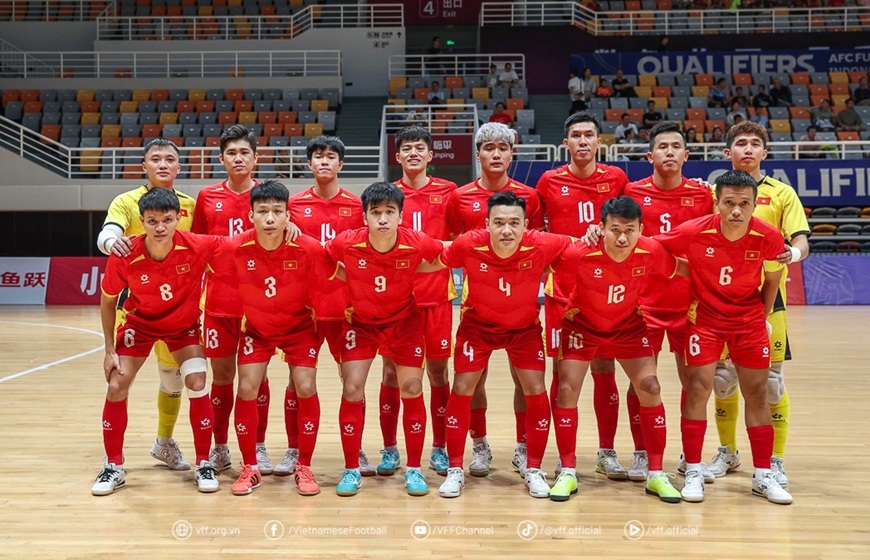 Đội tuyển futsal Việt Nam thắng đậm Hồng Kông 9-1 trong trận ra quân giải châu Á - Ảnh 1. Đội tuyển futsal Việt Nam thắng đậm Hồng Kông 9-1 trong trận ra quân giải châu Á - Ảnh 1.