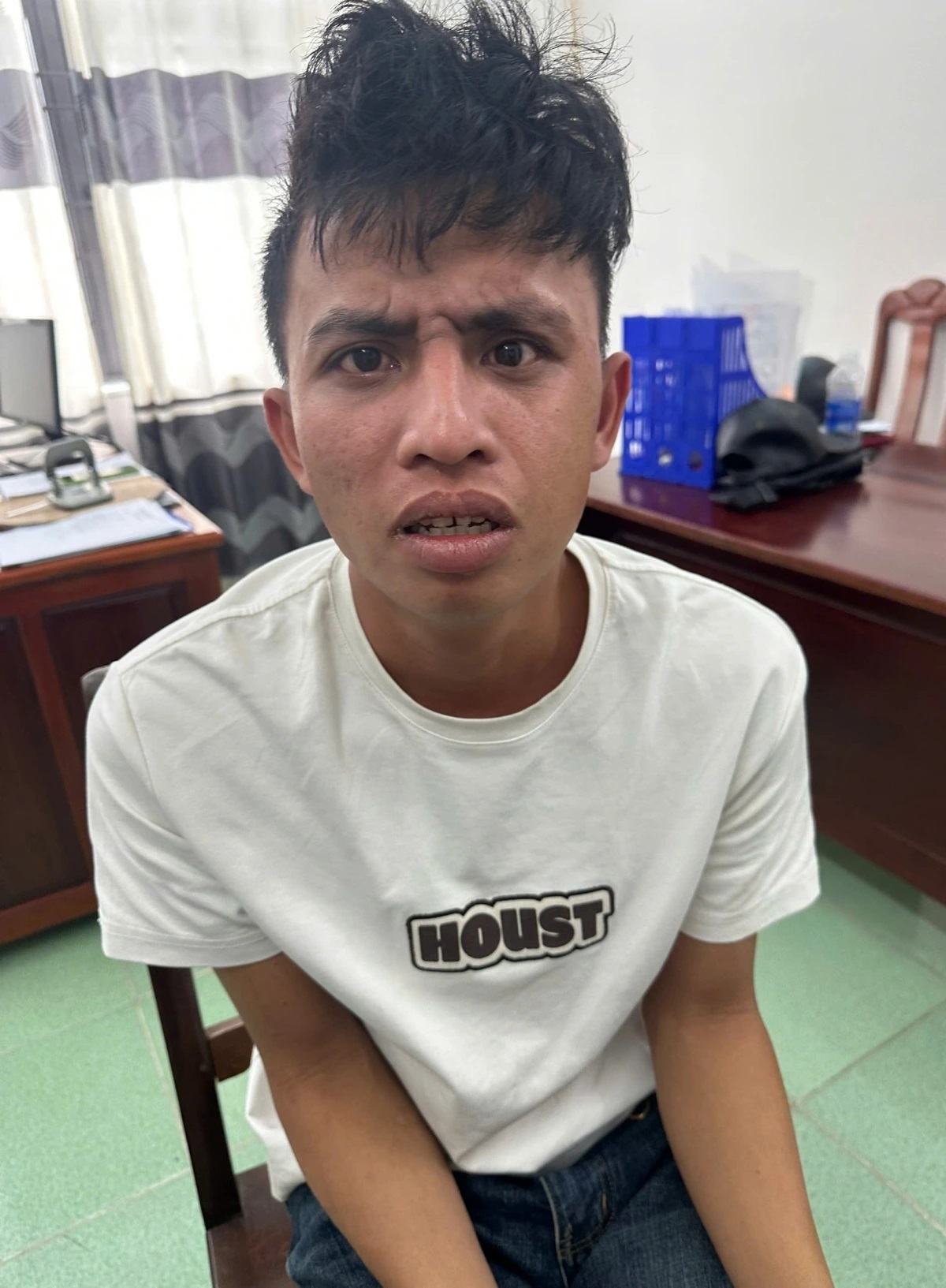 Bị la mắng, nam thanh niên trộm tài sản của chị gái ruột - Ảnh 1.
