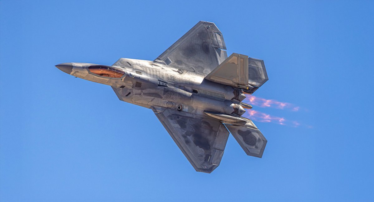 5 sự thật đặc biệt về F-22: Tiêm kích thế hệ 5 đầu tiên vẫn chưa có đối thủ - Ảnh 1.