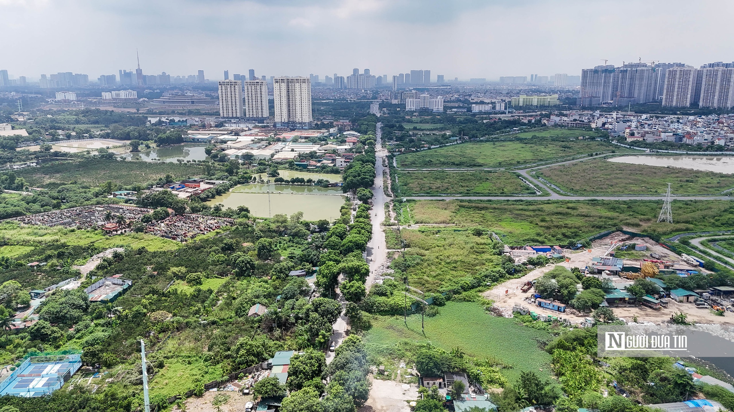 Hiện trạng tuyến đường được đầu tư hơn 2.800 tỷ đồng ở Hà Nội- Ảnh 5. Hiện trạng tuyến đường được đầu tư hơn 2.800 tỷ đồng ở Hà Nội- Ảnh 5.