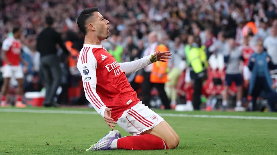 Lời tiên tri khó tin của bạn gái giúp Martinelli thành người hùng của Arsenal - Ảnh 2.
