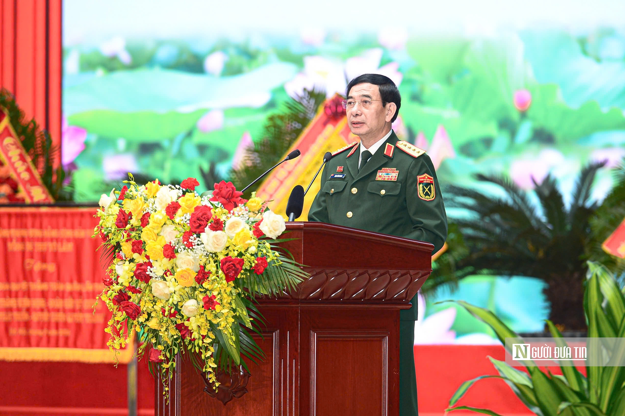 Tổng Bí thư: Toàn quân chấn chỉnh những biểu hiện hình thức, tránh chạy theo chỉ tiêu bề nổi - Ảnh 10.