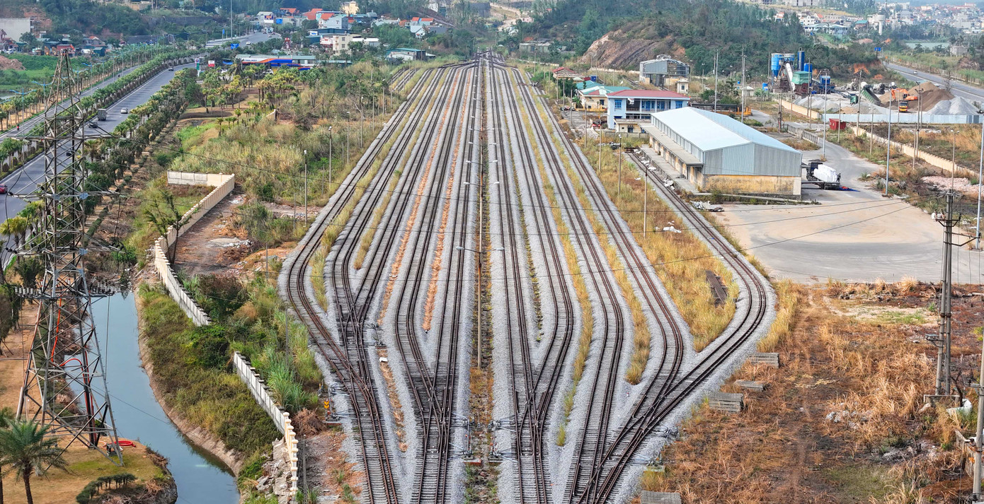 Bộ Xây dựng thông tin về việc triển khai tuyến đường sắt Hải Phòng - Hạ Long - Móng Cái - Ảnh 1.