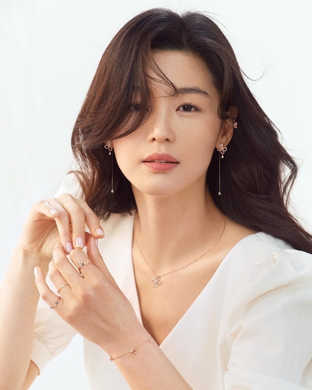 "Mợ chảnh" đình đám của show biz: Mất trắng 854 tỷ đồng sau 1 đêm - Ảnh 1.