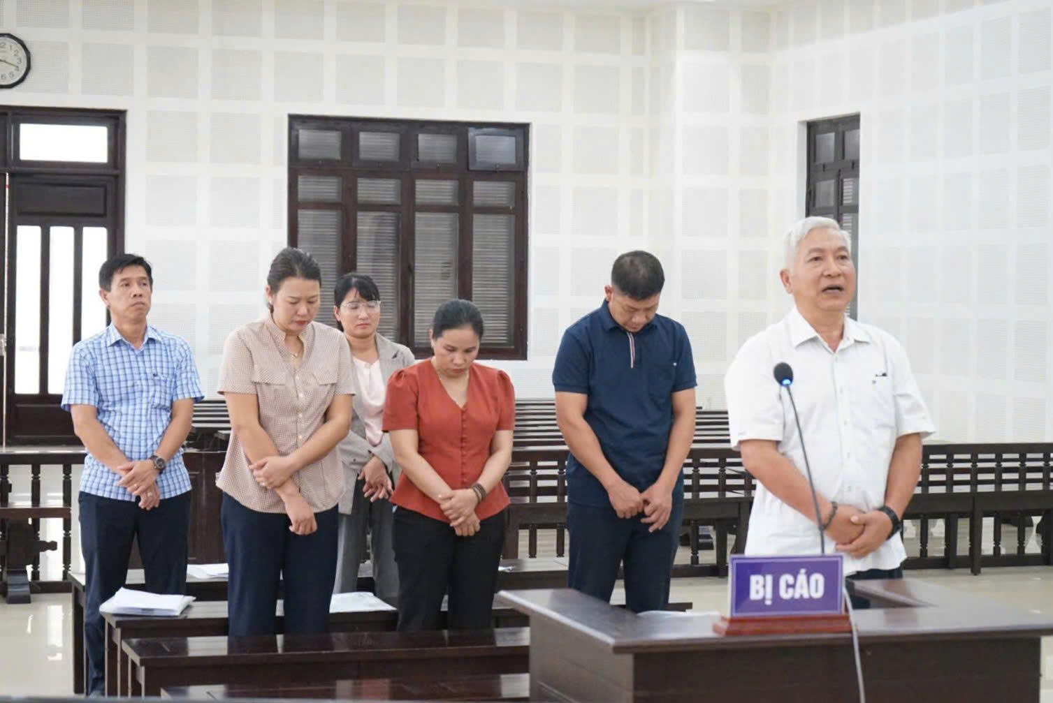 Nguyên giám đốc Cảng vụ Hàng hải lĩnh án vì lập khống hàng trăm chuyến công tác- Ảnh 1.