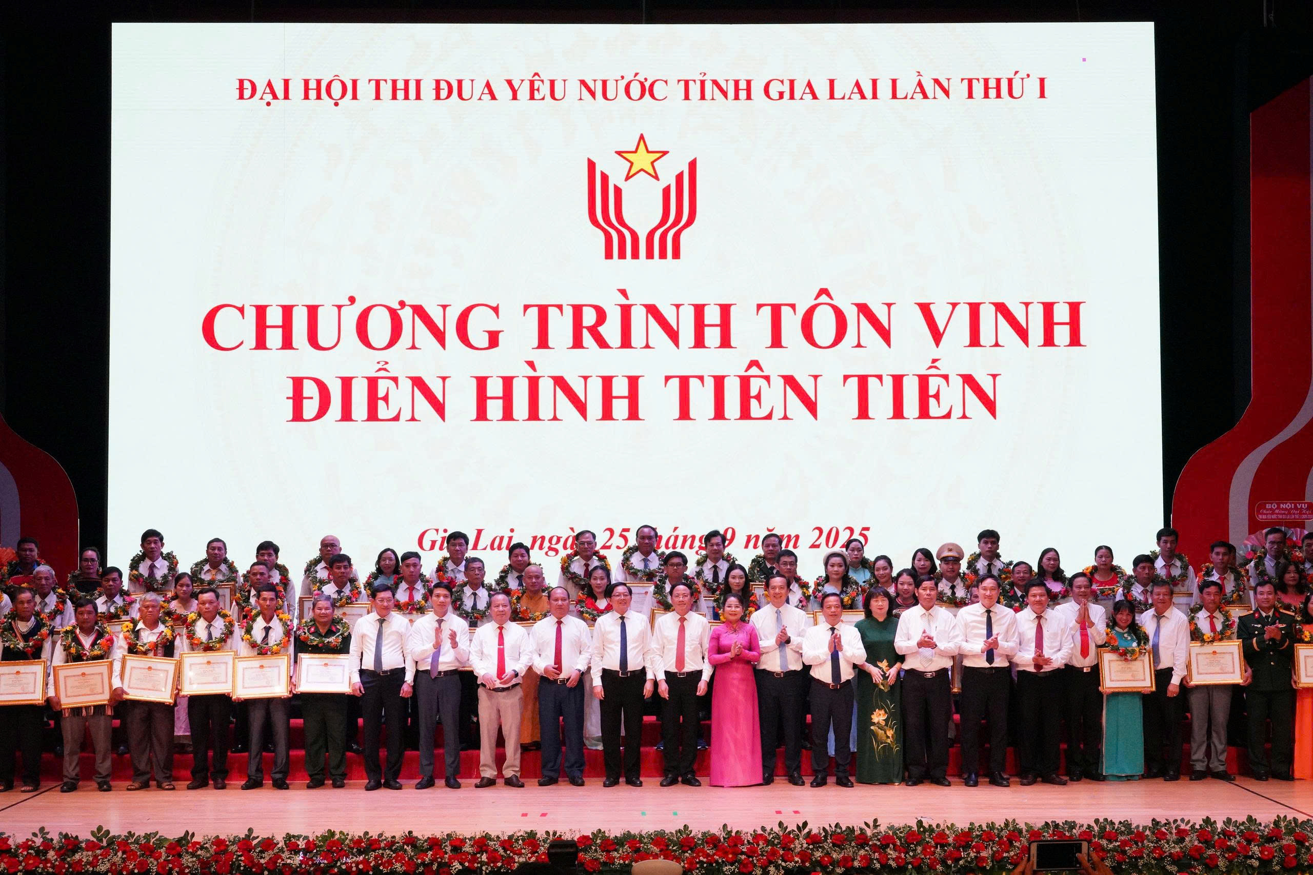 Sôi nổi phong trao thi đua yêu nước, tạo chuyển biến tích cực cho Gia Lai- Ảnh 1.