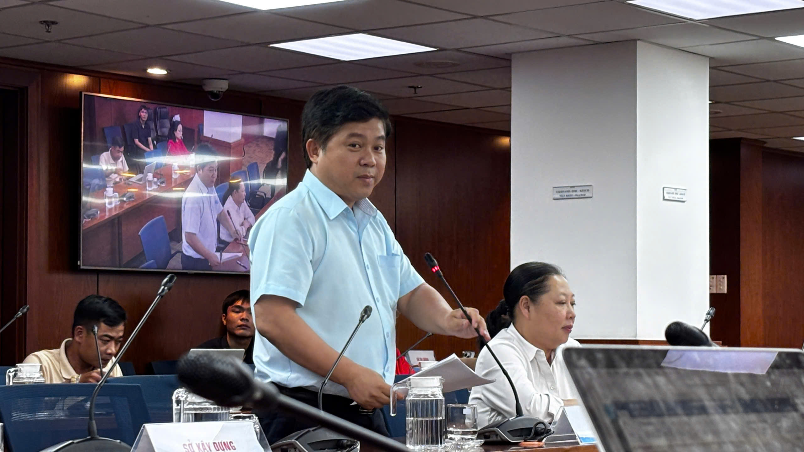 Tp.HCM khắc phục tình trạng trường học xuống cấp, đảm bảo an toàn cho học sinH - Ảnh 1.