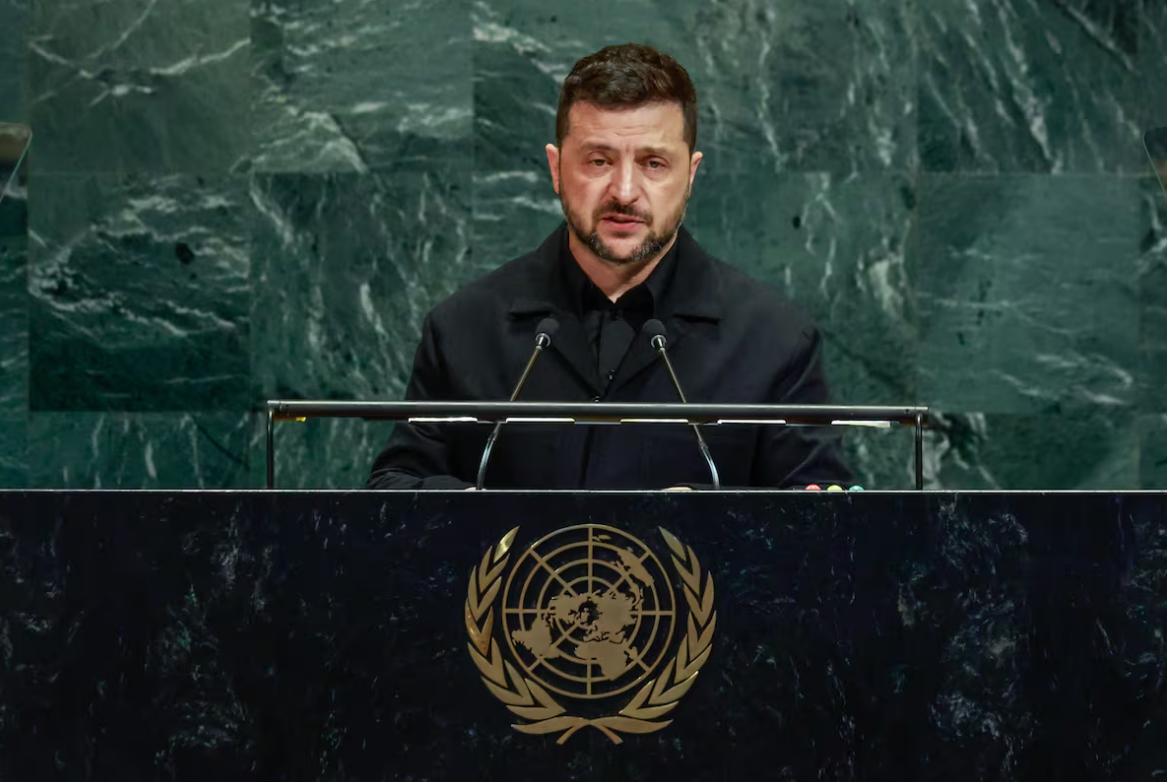 Ông Zelensky: Không có đảm bảo an ninh nào ngoài “vũ khí và bạn bè” - Ảnh 1.
