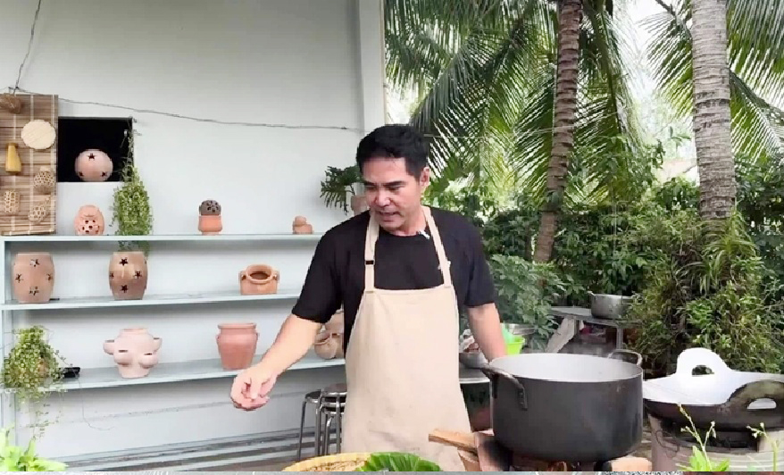 Hé lộ cơ ngơi hoành tráng của nam diễn viên là "thiếu gia miền Tây chính hiệu"- Ảnh 10. Hé lộ cơ ngơi hoành tráng của nam diễn viên là "thiếu gia miền Tây chính hiệu"- Ảnh 10.
