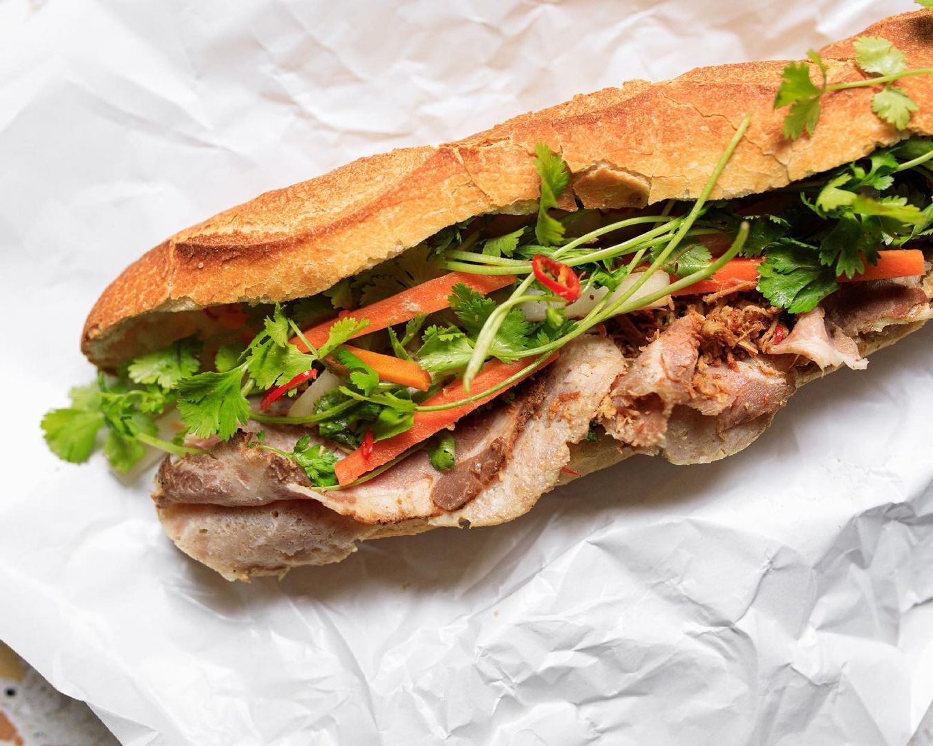 Huế: 14 người nhập viện nghi ngộ độc thực phẩm sau khi ăn bánh mì- Ảnh 1.