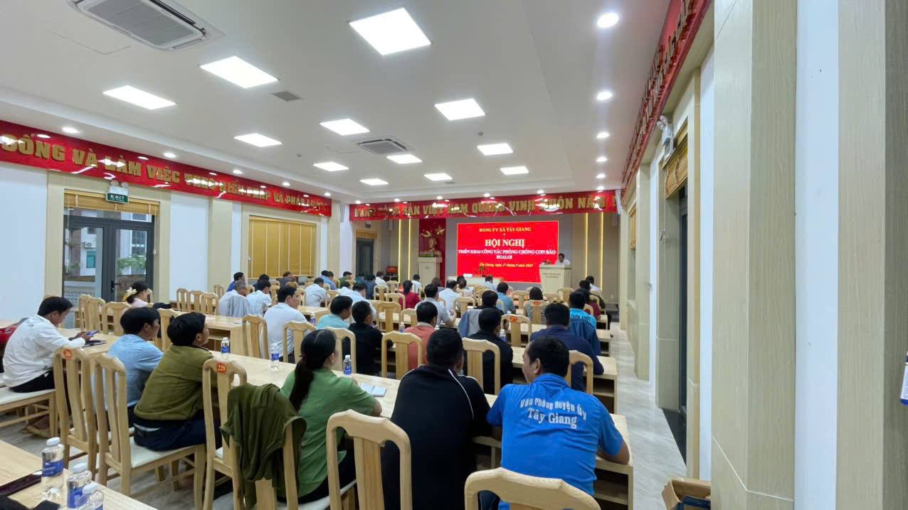 Đà Nẵng huy động toàn lực ứng phó bão số 10 Bualoi- Ảnh 11. Đà Nẵng huy động toàn lực ứng phó bão số 10 Bualoi- Ảnh 11.