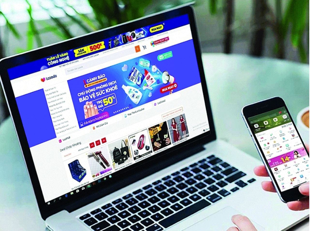 Bộ Công Thương điều chỉnh mục tiêu tăng trưởng thương mại điện tử lên 25,5%- Ảnh 1.