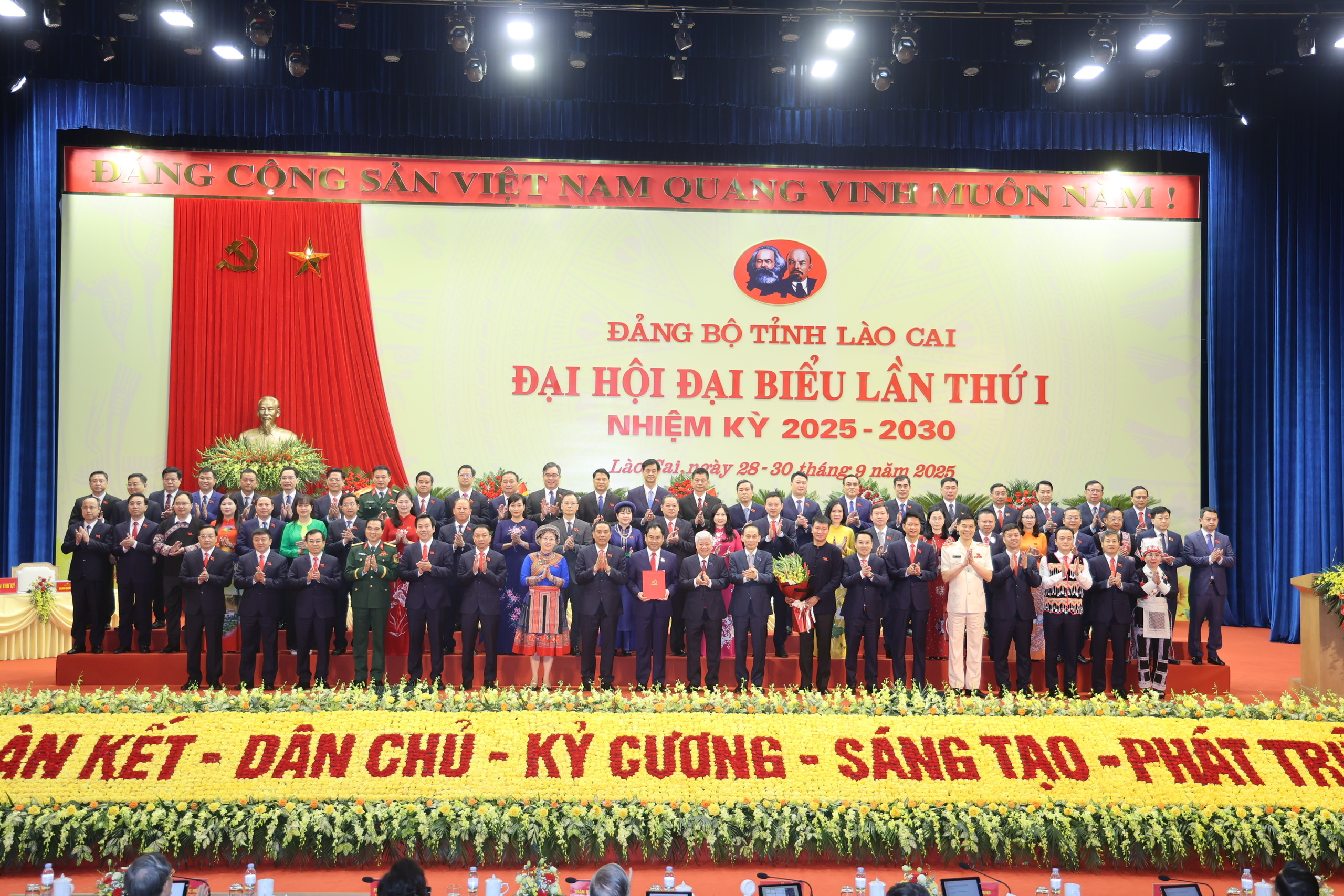 Ông Trịnh Việt Hùng được chỉ định giữ chức Bí thư Tỉnh uỷ Lào Cai - Ảnh 2.